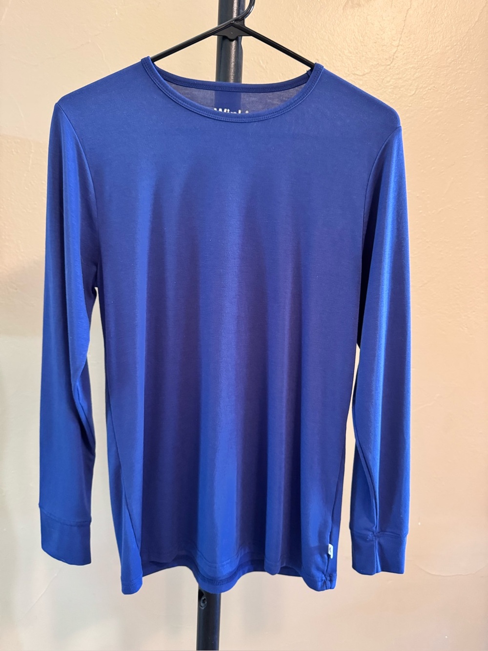 Wink Layers Modern Fit Women's Top in Navy sz medium